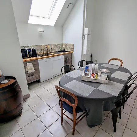 Le Charme D Ognes Apartament *