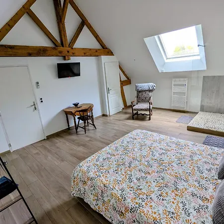 Le Charme D Ognes Apartament