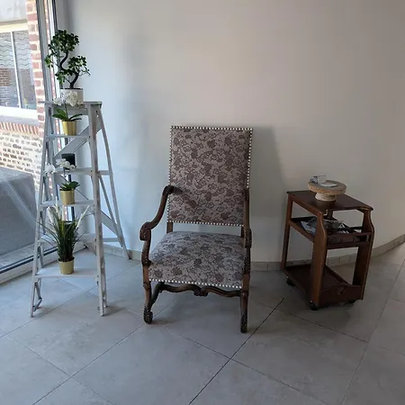 Le Charme D Ognes Apartament *