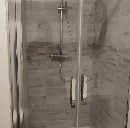 Le Charme D Ognes Apartment