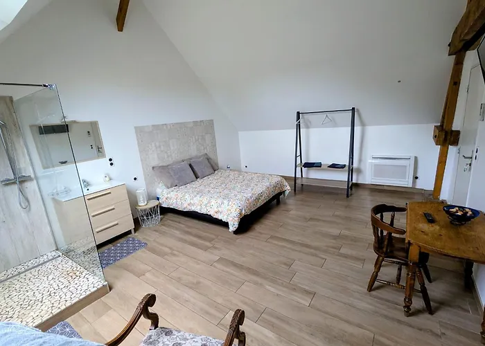 Le Charme D Ognes Apartment *